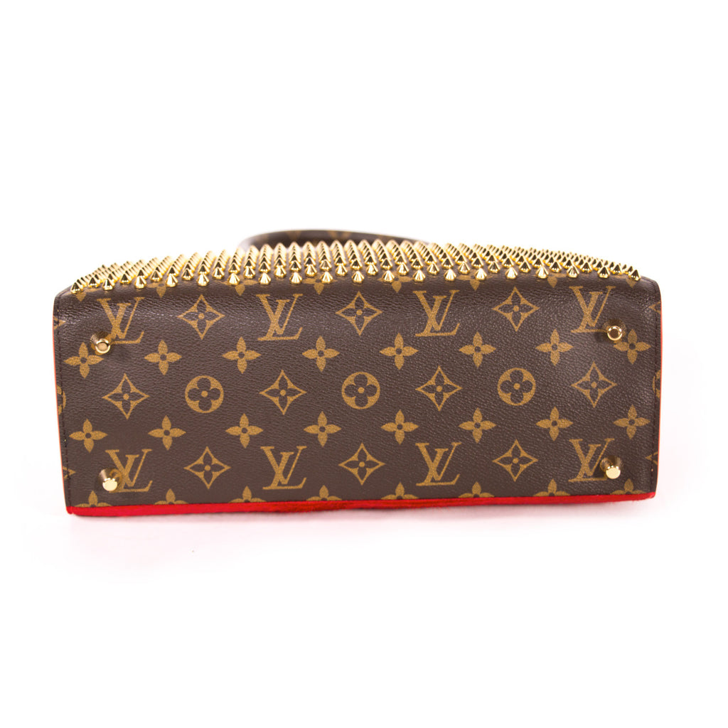 Louis Vuitton Shopping Bag Christian Louboutin Bags Louis Vuitton - Shop authentic new pre-owned designer brands online at Re-Vogue