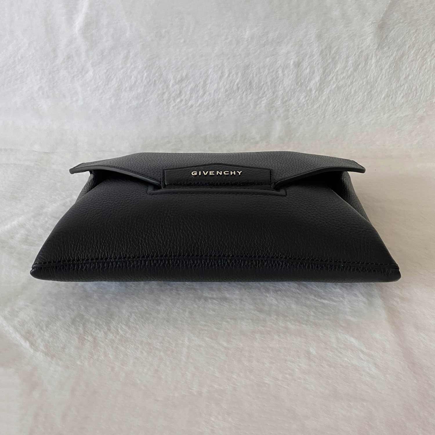 Authentic Pre-Owned Givenchy Antigona Envelope Clutch Bag – revogue