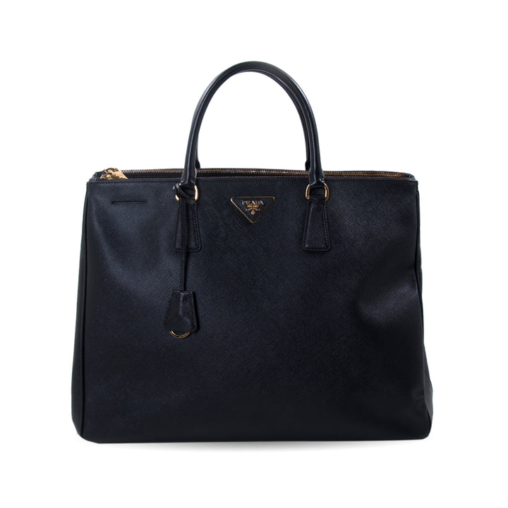 Prada Extra Large Lux Galleria Double Zip Tote Bags Prada - Shop authentic new pre-owned designer brands online at Re-Vogue
