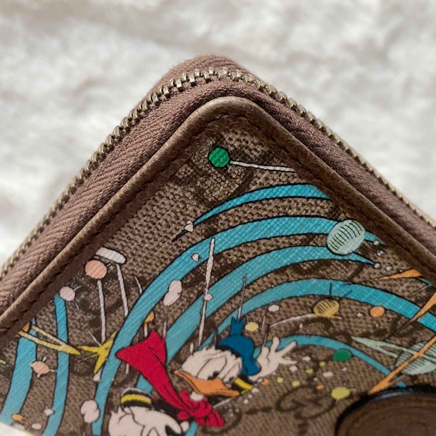 Shop authentic Gucci Limited Edition Disney Donald Duck Continental