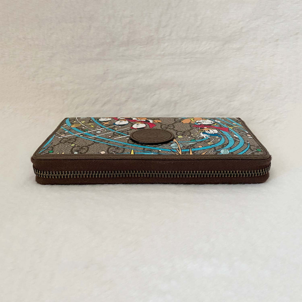 Gucci Limited Edition Disney Donald Duck Continental Wallet