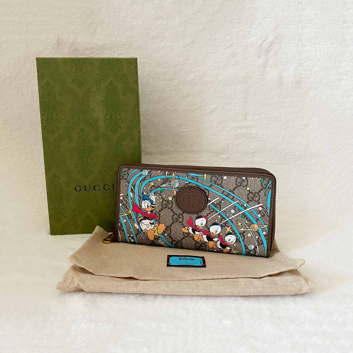 Authentic Limited Edition Gucci x Disney Mickey Mouse Card Holder