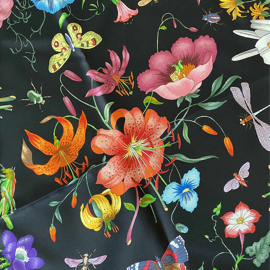 Gucci GG Printed Silk Floral Scarf