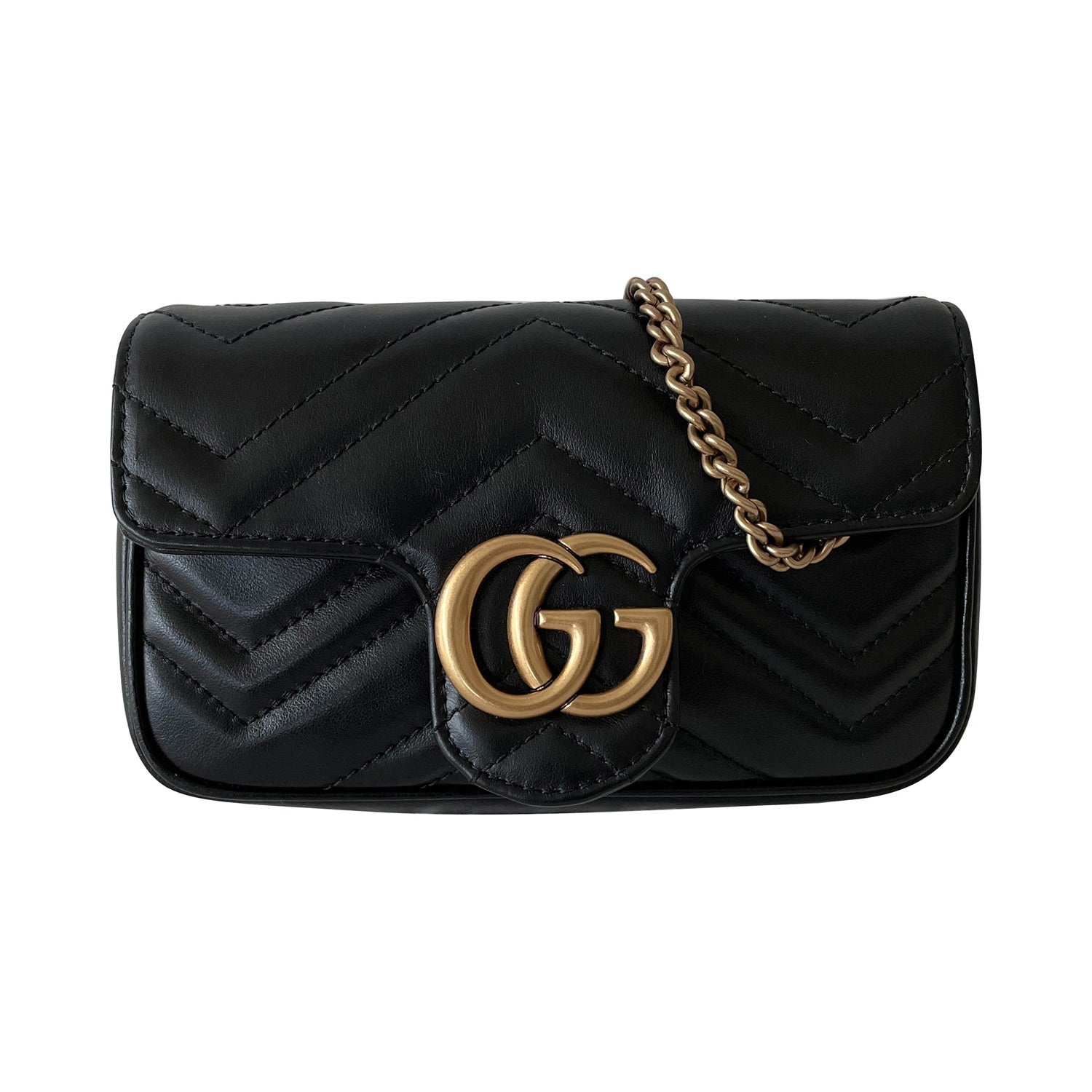 Shop authentic Gucci GG Marmont Matelassé Super Mini Bag at revogue for  just USD 875.00