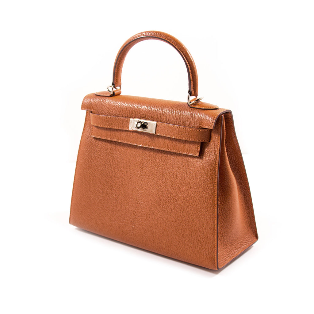 Hermès Kelly 28 Sellier Orange Chevre Mysore Bags Hermès - Shop authentic new pre-owned designer brands online at Re-Vogue