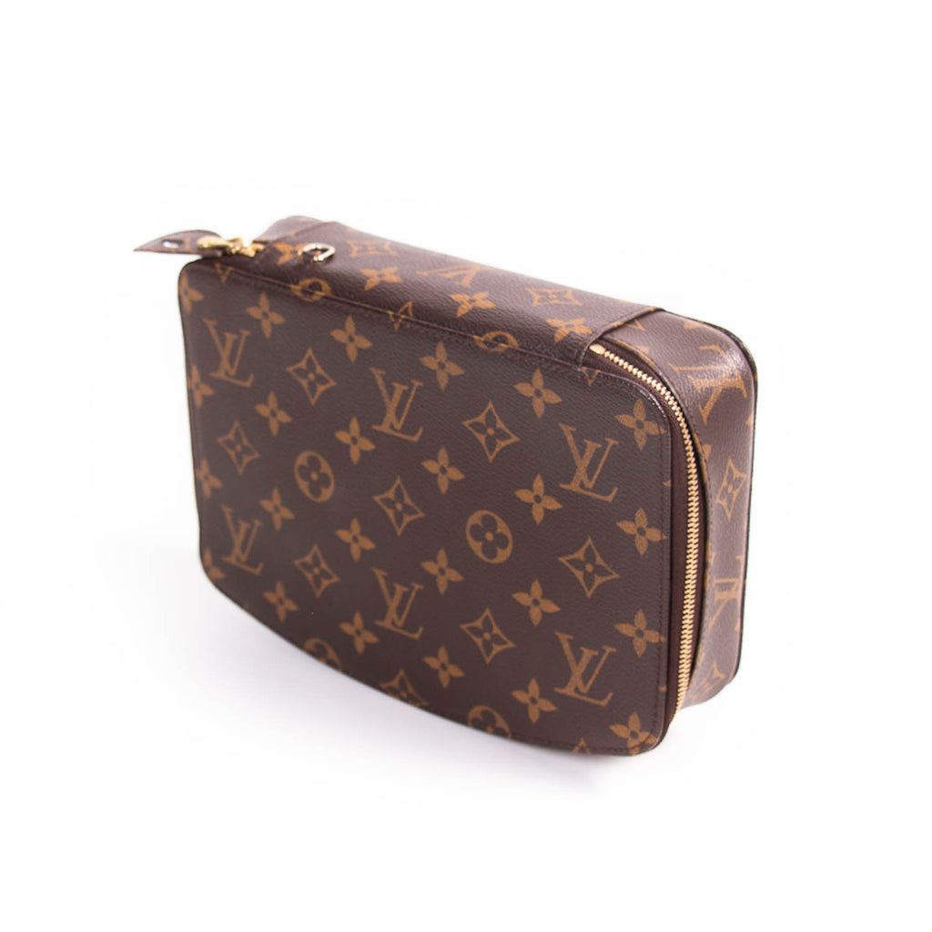 Louis Vuitton Monogram Monte Carlo 22 Bags Louis Vuitton - Shop authentic new pre-owned designer brands online at Re-Vogue