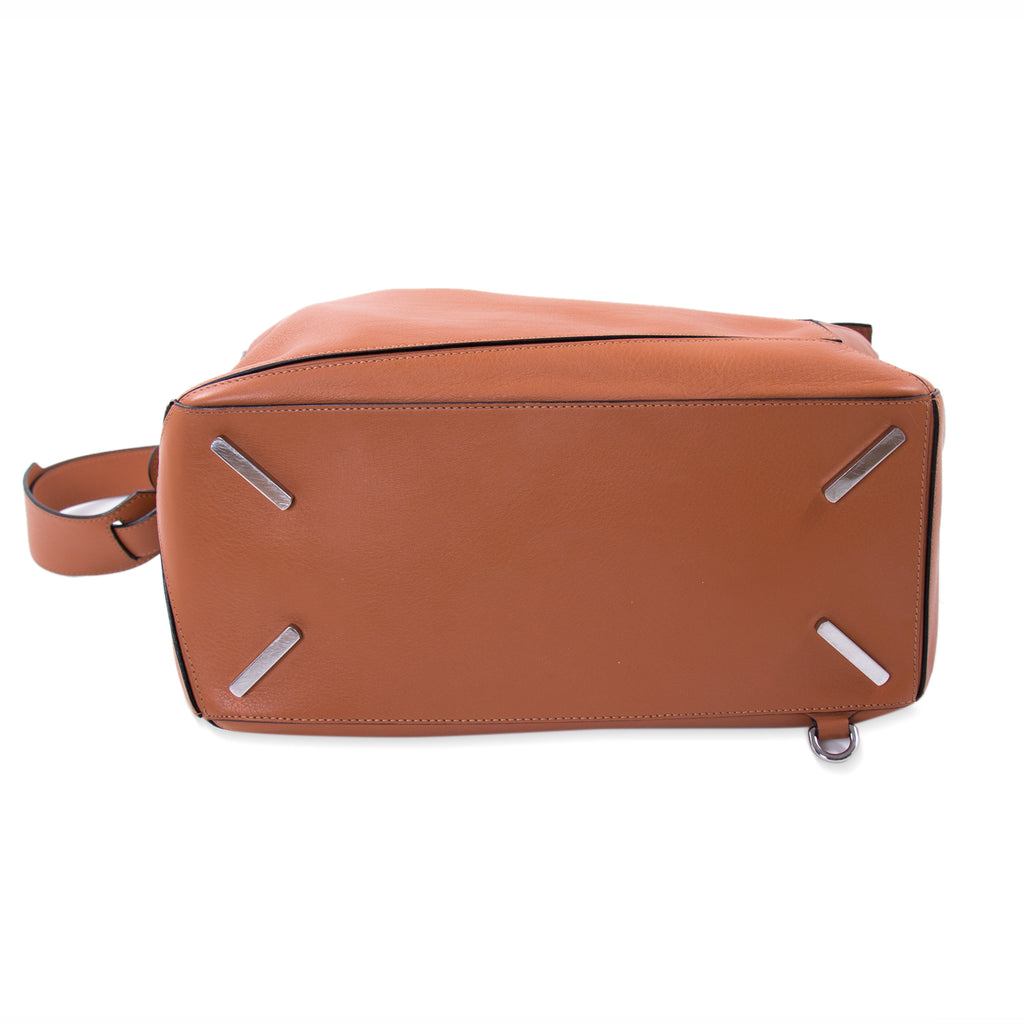 Loewe Large Puzzle Shoulder Bag Bags Loewe - Shop authentic new pre-owned designer brands online at Re-Vogue