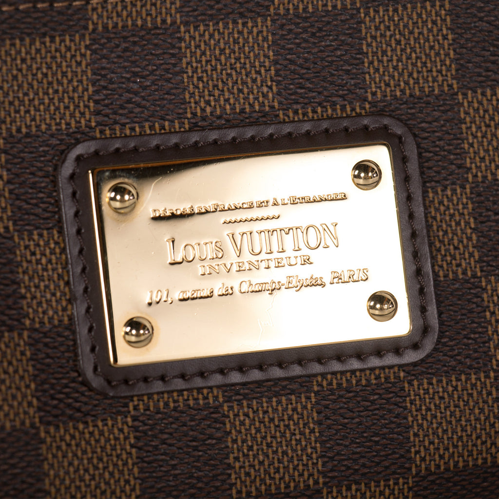 Shop authentic Louis Vuitton Shopping Bag Christian Louboutin at revogue  for just USD 3,500.00