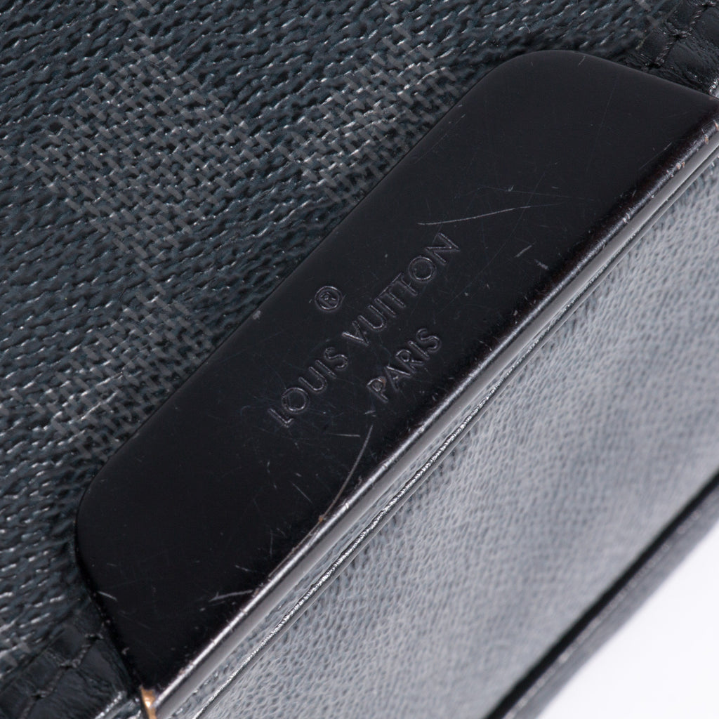 Louis Vuitton Damier Graphite Daniel Bags Louis Vuitton - Shop authentic new pre-owned designer brands online at Re-Vogue