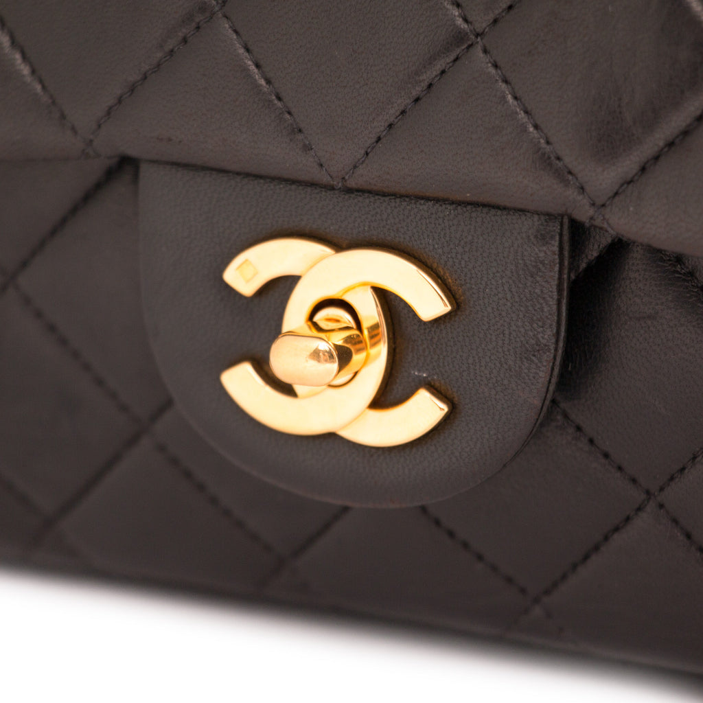 Chanel Classic Flap Backpack Bags Chanel - Shop authentic new pre-owned designer brands online at Re-Vogue