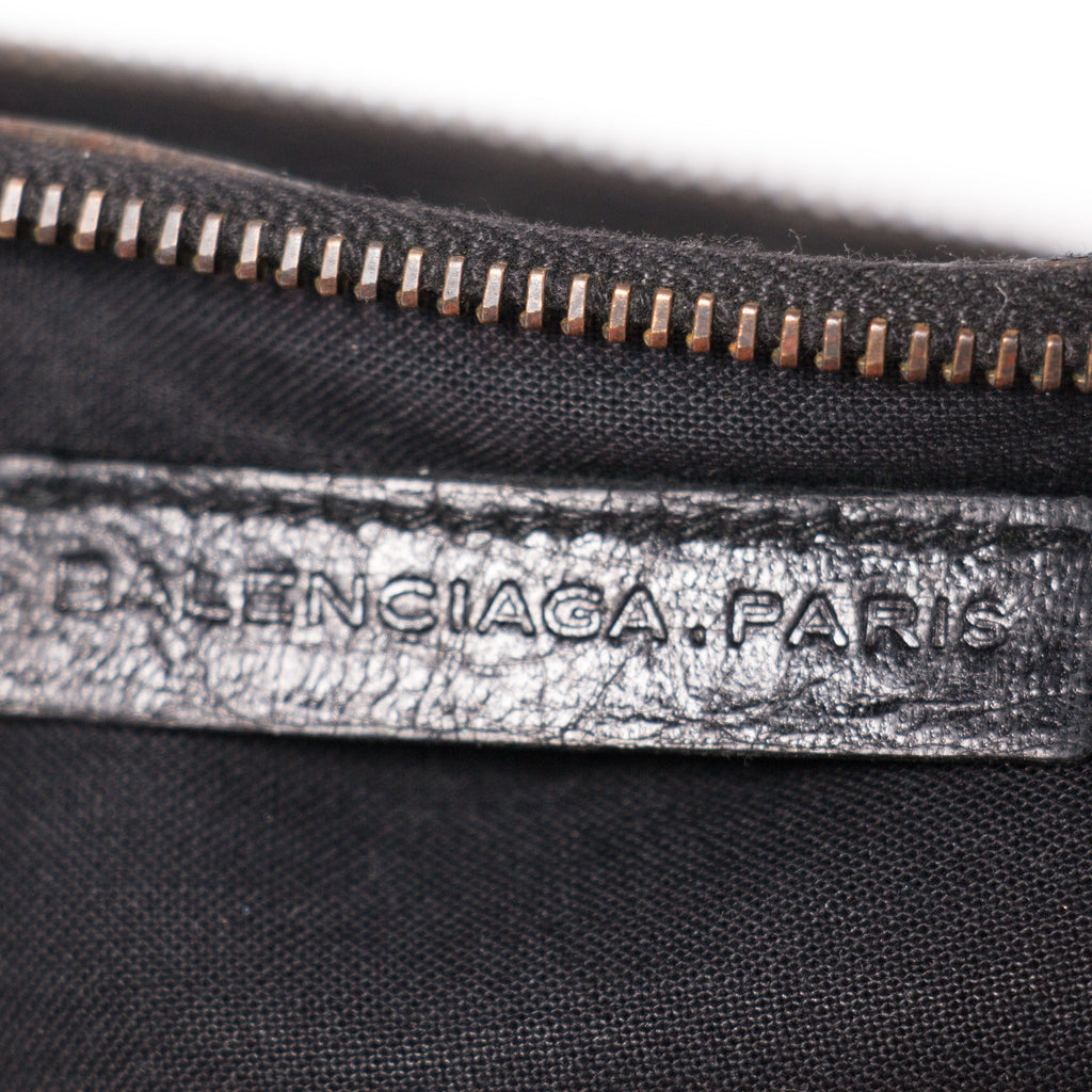 Balenciaga Classic Zip Mini Coin Pouch Accessories Balenciaga - Shop authentic new pre-owned designer brands online at Re-Vogue