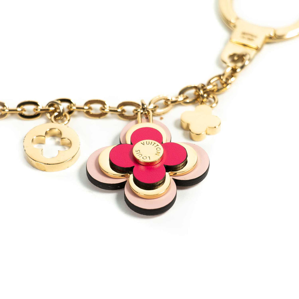 Louis Vuitton Blooming Flowers Bag Charm Accessories Louis Vuitton - Shop authentic new pre-owned designer brands online at Re-Vogue