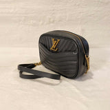 Shop Louis Vuitton 2019 SS Louis Vuitton New Wave Camera Bag by  CITYMONOSHOP