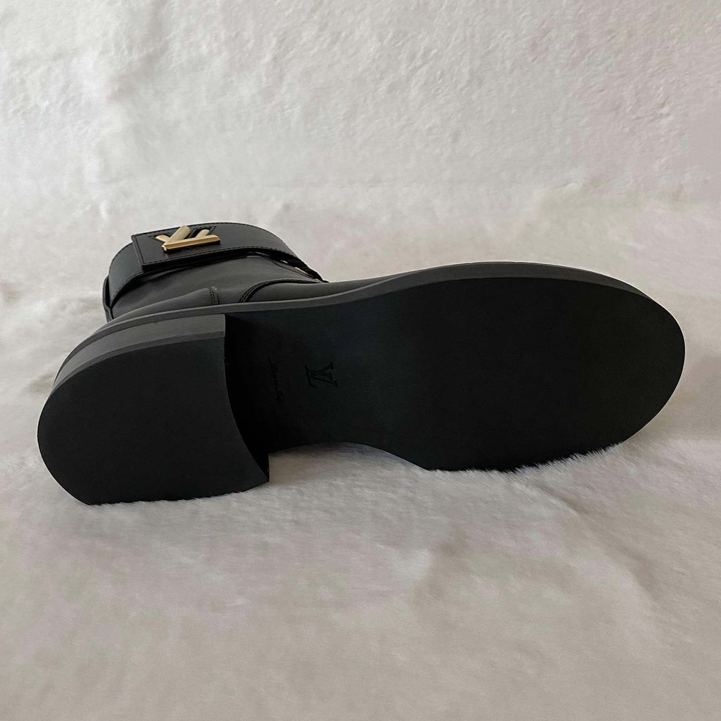 Wonderland Flat Ranger Boot Size 37 – Keeks Designer Handbags