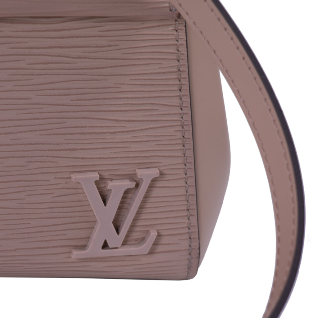Louis Vuitton Cluny Handbag 268282