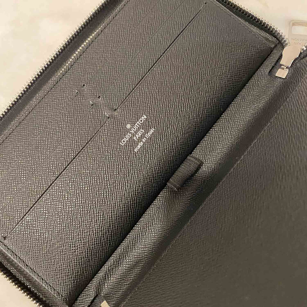 Pre-Owned LOUIS VUITTON Louis Vuitton Organizer N60111 Zippy NM Damier  Graphite Long Wallet Round Zipper Passport Travel Pouch Gray Series Made in  Spain Men's (Good) 