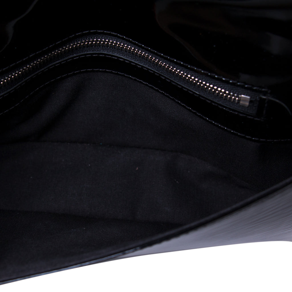 Louis Vuitton // Black Epi Electric Sobe Clutch – VSP Consignment