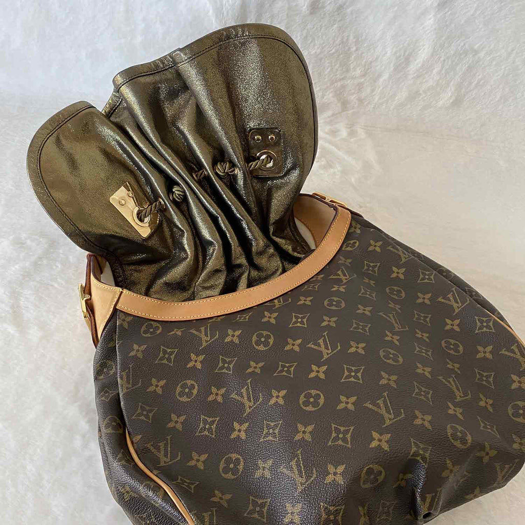 Authentic LOUIS VUITTON Monogram Kalahari PM M97016 Bag #260-005-762-4426