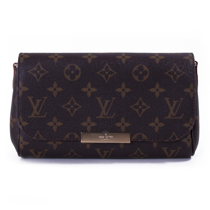 Louis Vuitton Monogram Pochette Favorite PM Bags Louis Vuitton - Shop authentic new pre-owned designer brands online at Re-Vogue
