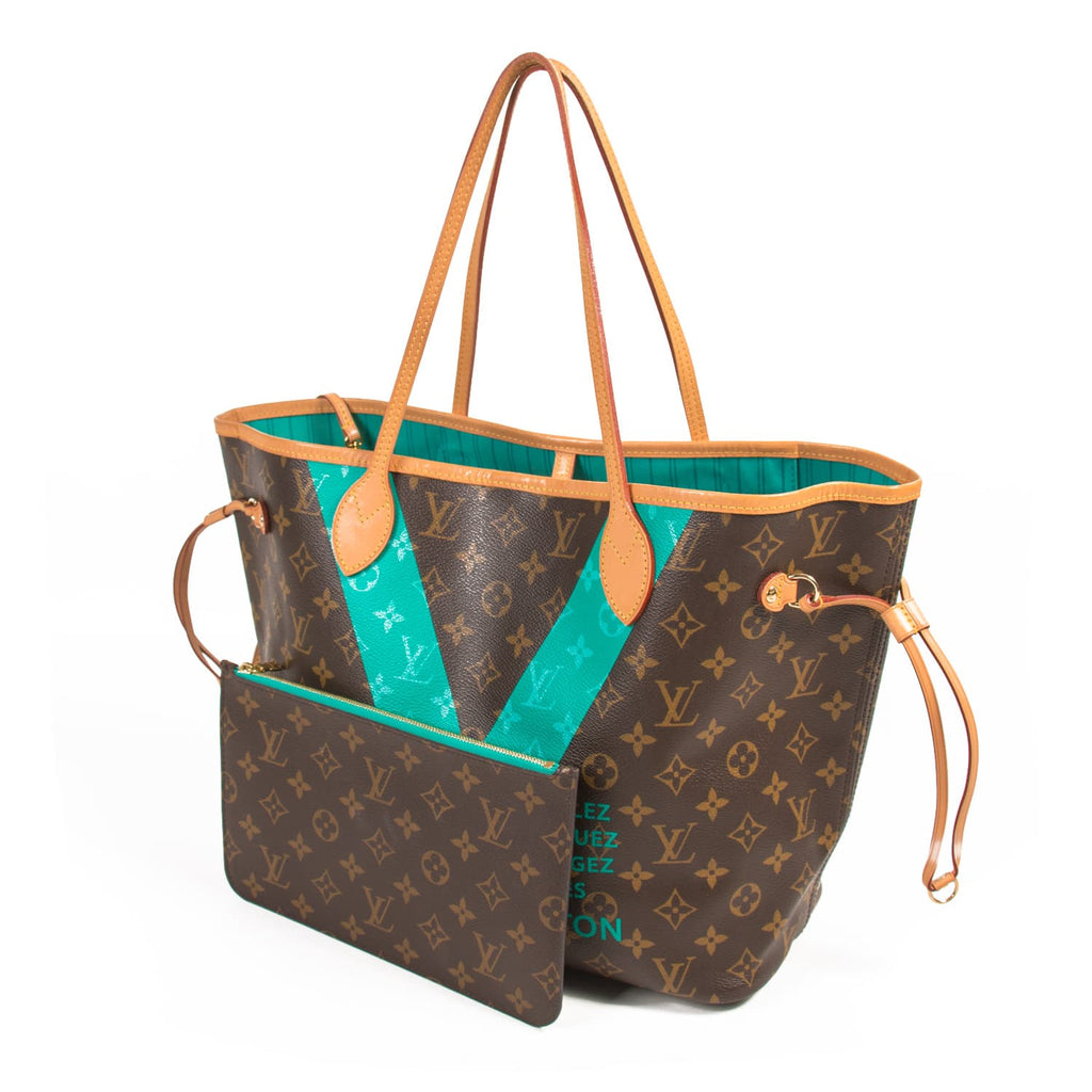 Louis Vuitton Monogram V Neverfull MM Bags Louis Vuitton - Shop authentic new pre-owned designer brands online at Re-Vogue