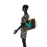 Louis Vuitton Monogram V Neverfull MM Bags Louis Vuitton - Shop authentic new pre-owned designer brands online at Re-Vogue