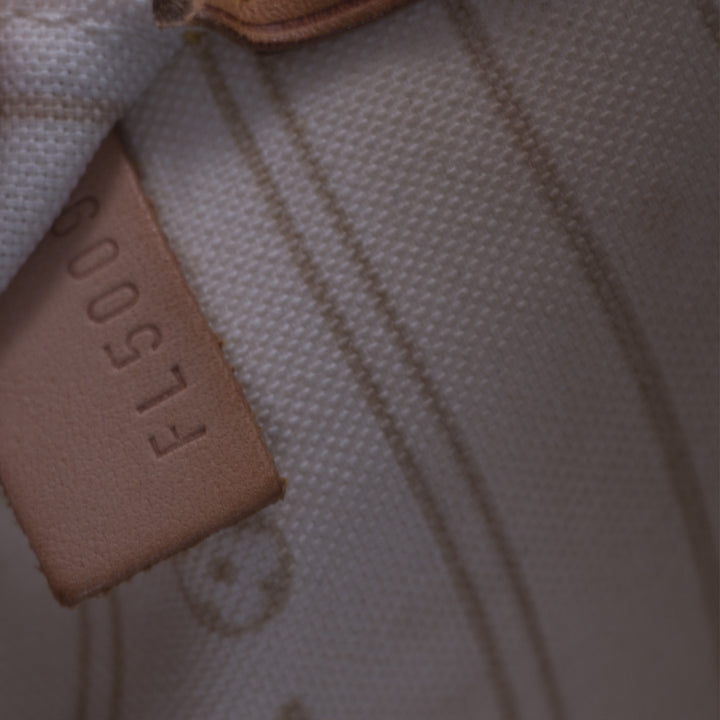 Louis Vuitton Damier Azur Neverfull GM Bags Louis Vuitton - Shop authentic new pre-owned designer brands online at Re-Vogue