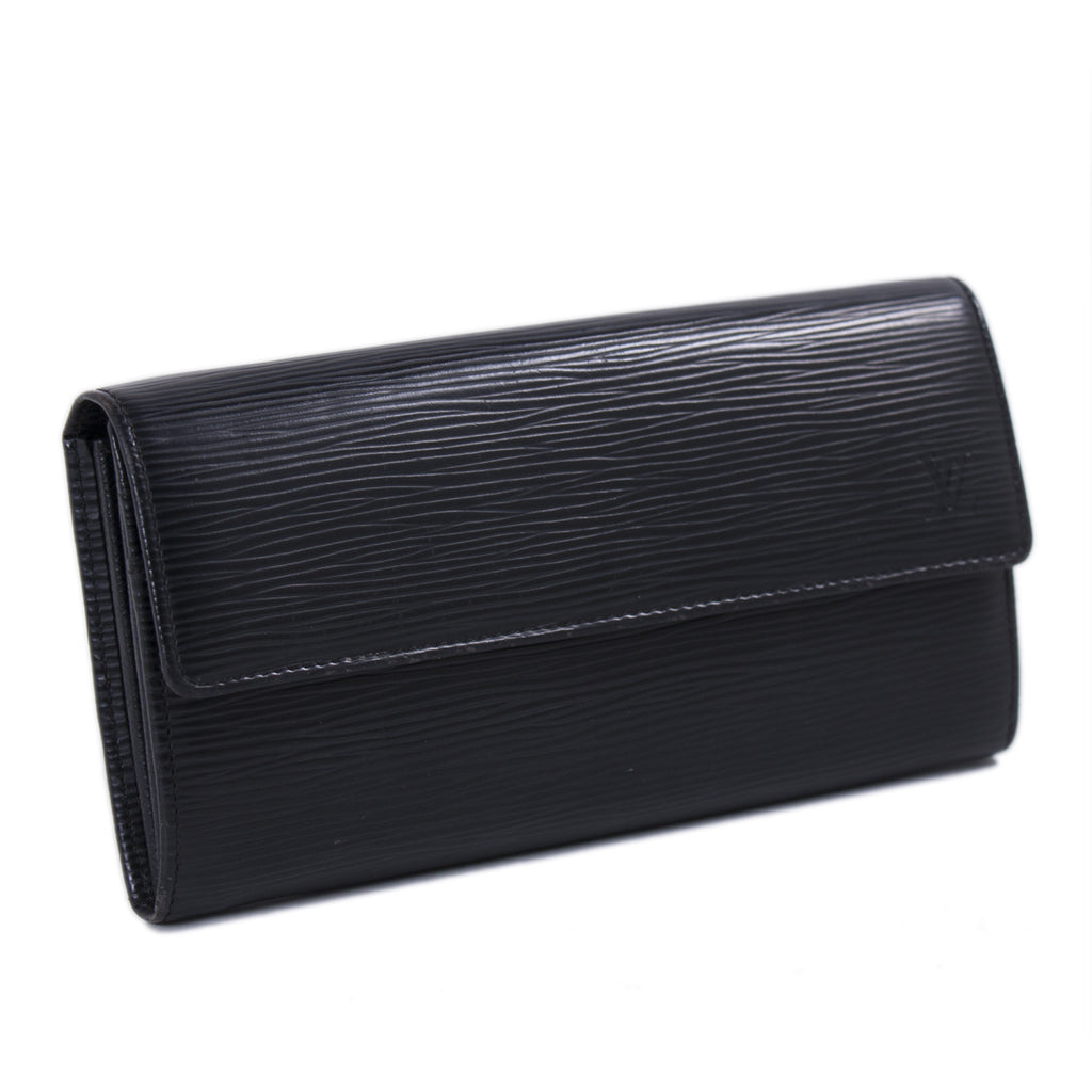 Louis Vuitton Black Epi Leather Sarah Wallet Accessories Louis Vuitton - Shop authentic new pre-owned designer brands online at Re-Vogue