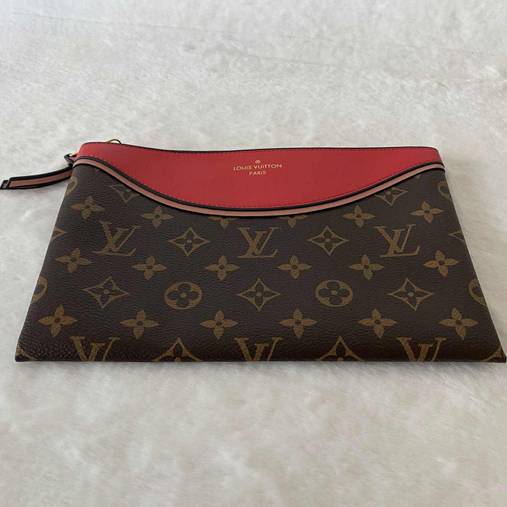 Louis Vuitton Monogram Tuileries Pouch