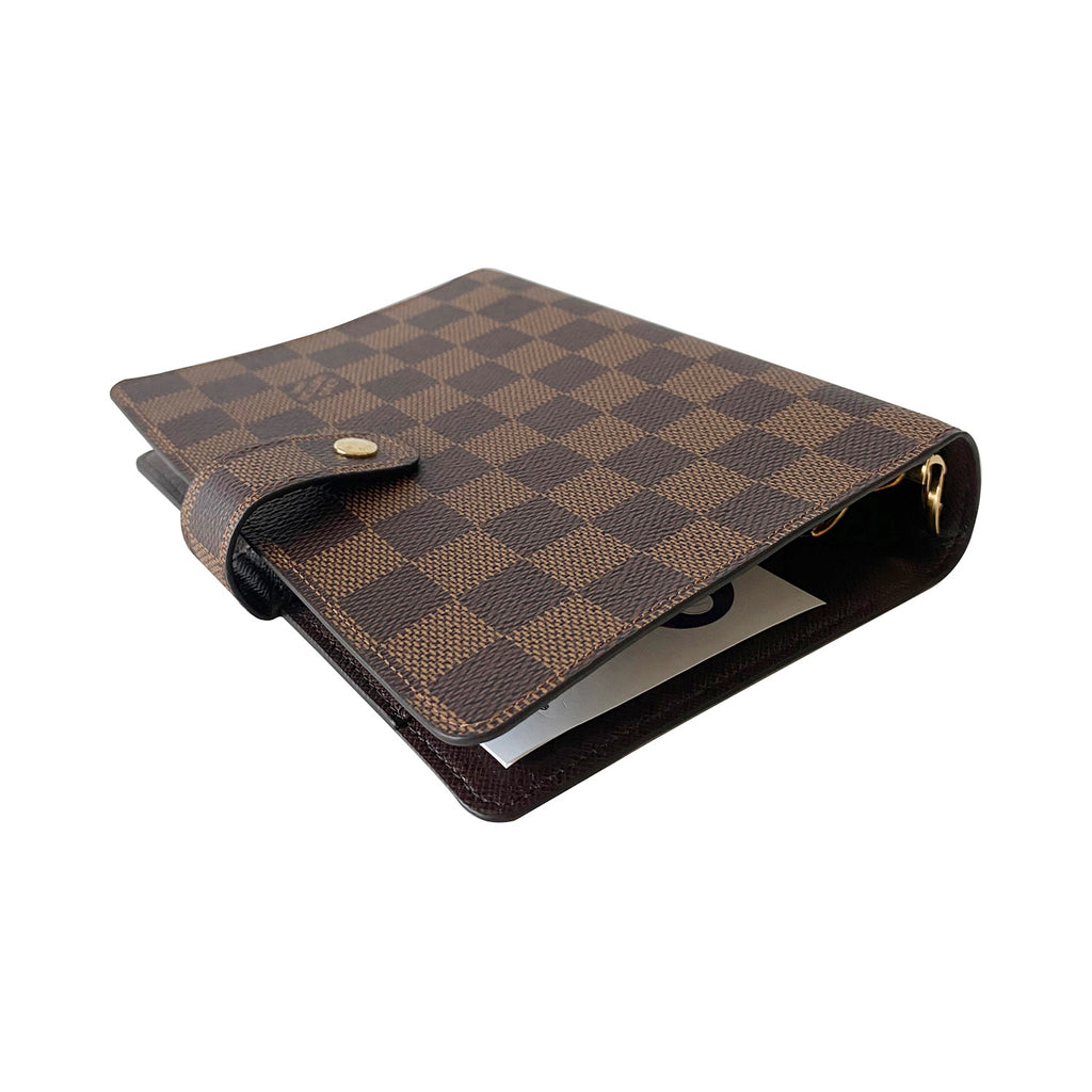 Shop authentic Louis Vuitton Medium Agenda Cover and Refill at revogue for  just USD 625.00