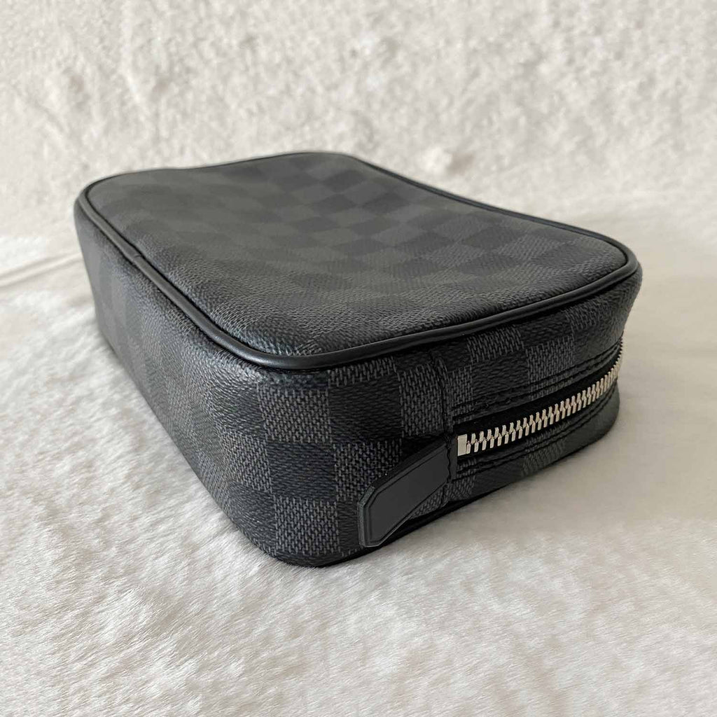 Dopp Kit Toilet Pouch Luxury - Graphite - Damier Graphite - Men - Louis  Vuitton®