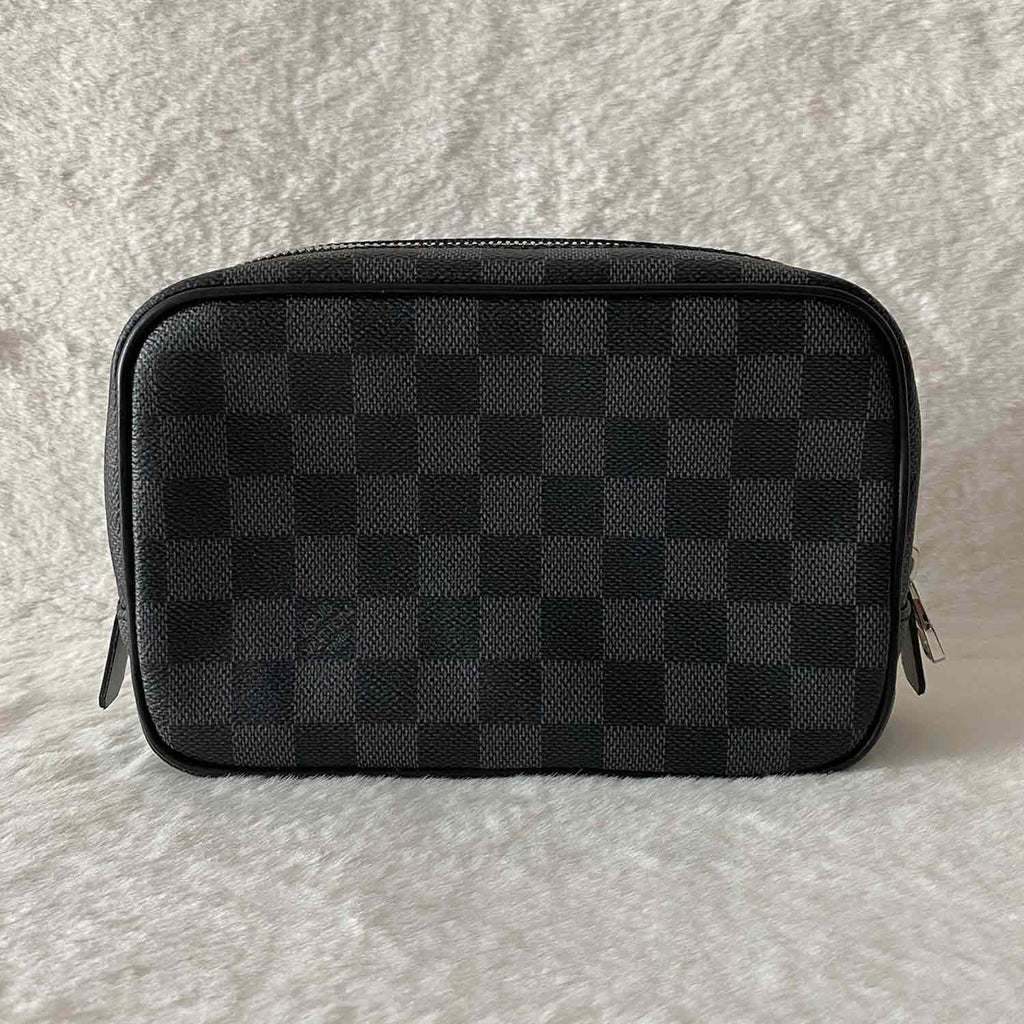 Shop Louis Vuitton DAMIER GRAPHITE Louis Vuitton TOILET POUCH PM by  Bellaris