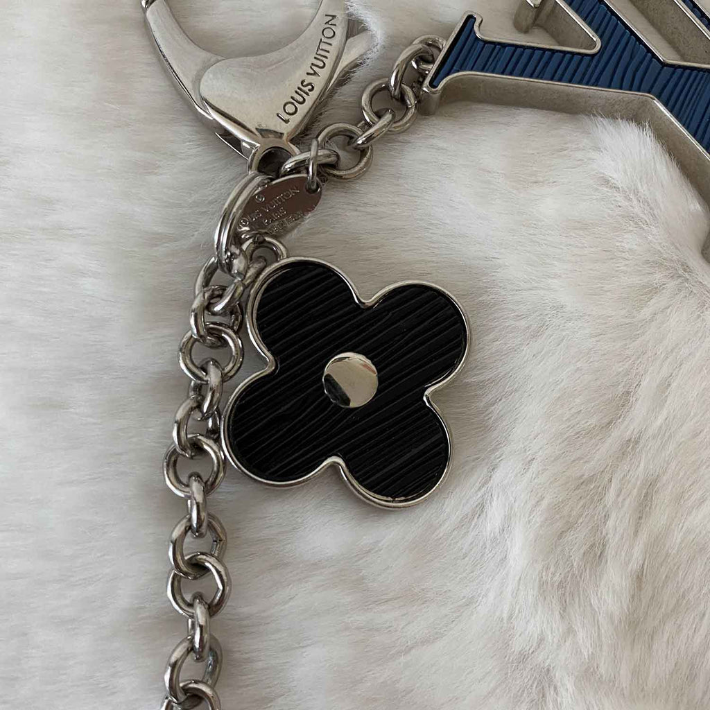 Louis Vuitton Fleur D'Epi Bag Charm - Silver Keychains, Accessories -  LOU803241