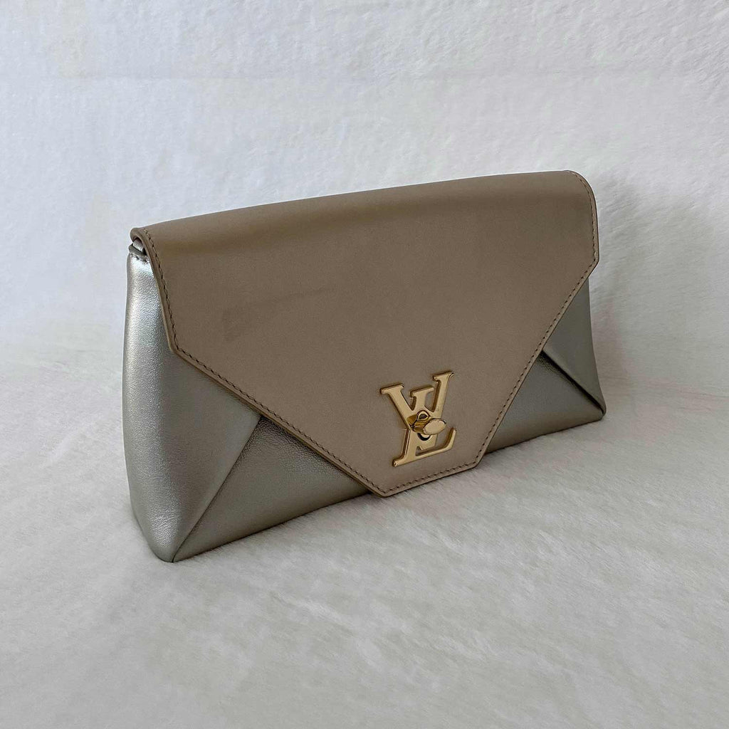 Louis vuitton Love note clutch shoulder handbag gold calfskin leather