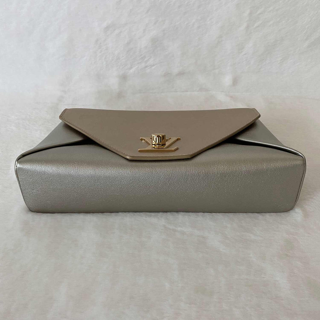 Louis Vuitton Gold Leather Love Note Bag at 1stDibs  lv love note, louis  vuitton love note bag, lv love note bag