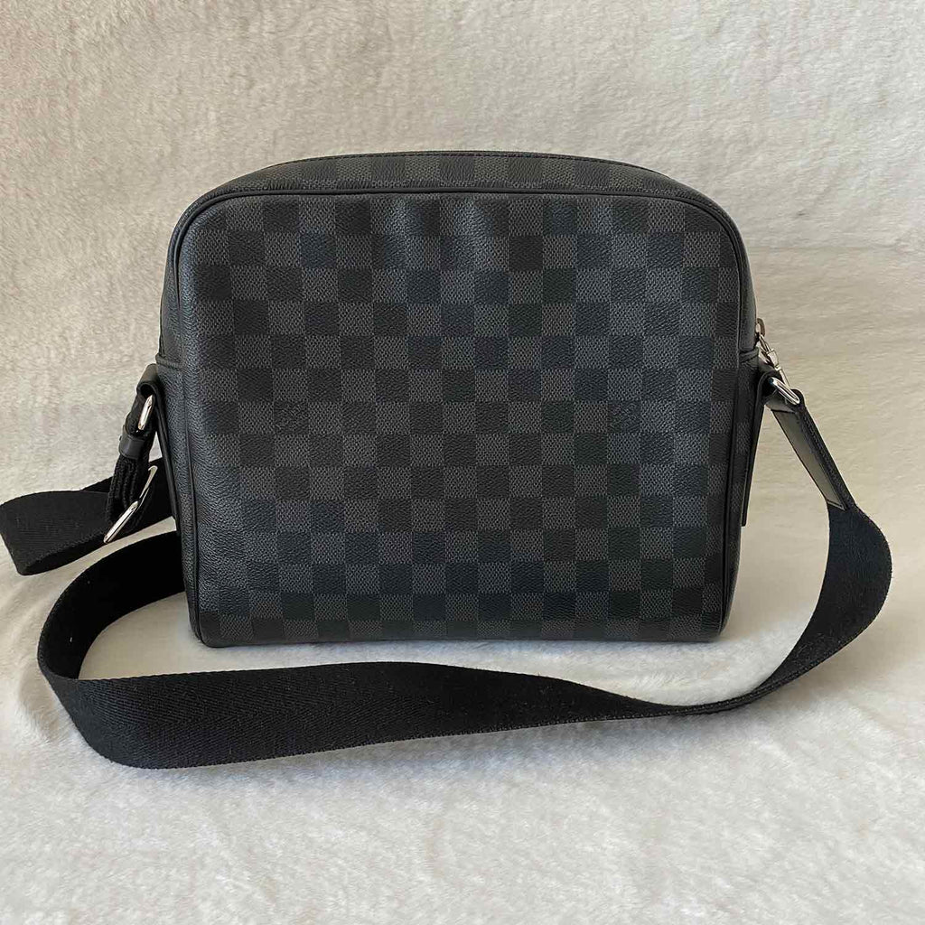 LOUIS VUITTON Damier Graphite Dayton Reporter MM Bag - A Retro Tale