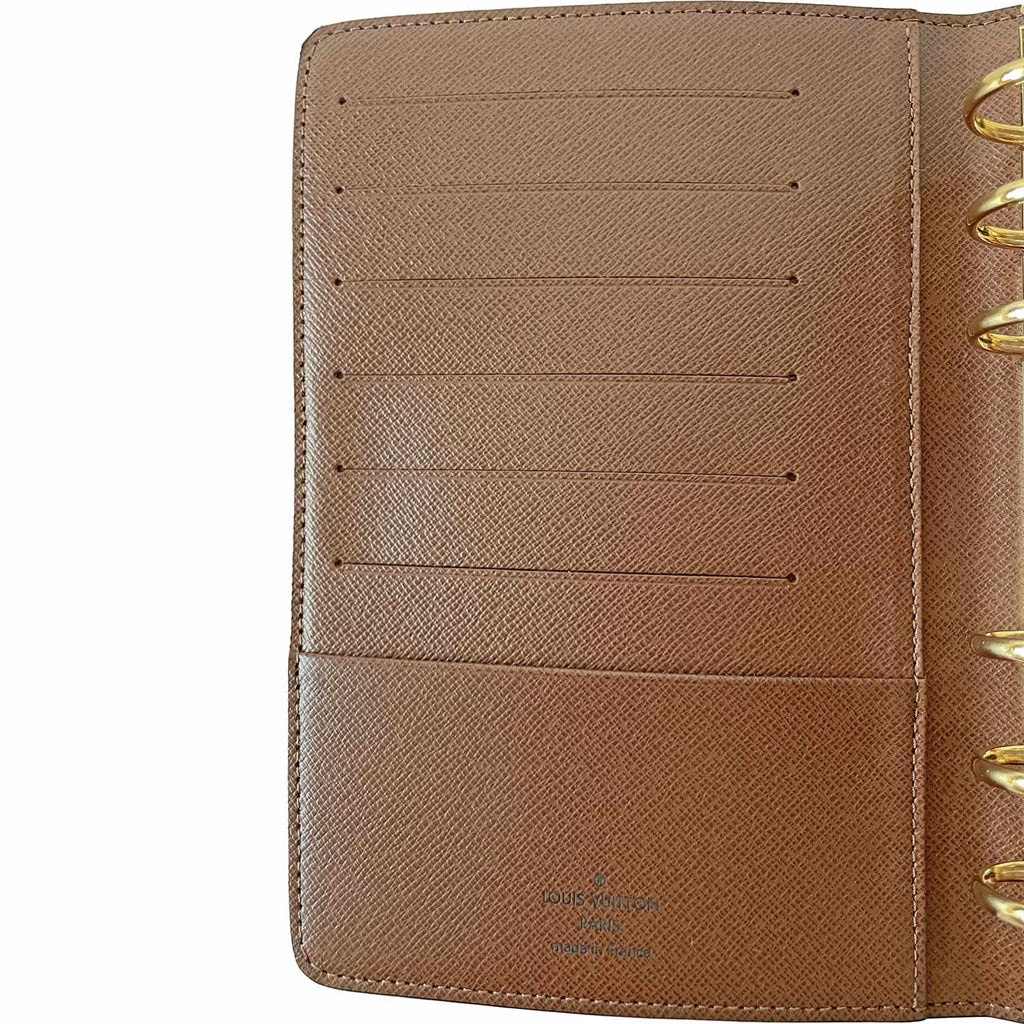 Shop authentic Louis Vuitton Medium Agenda Cover and Refill at revogue for  just USD 625.00