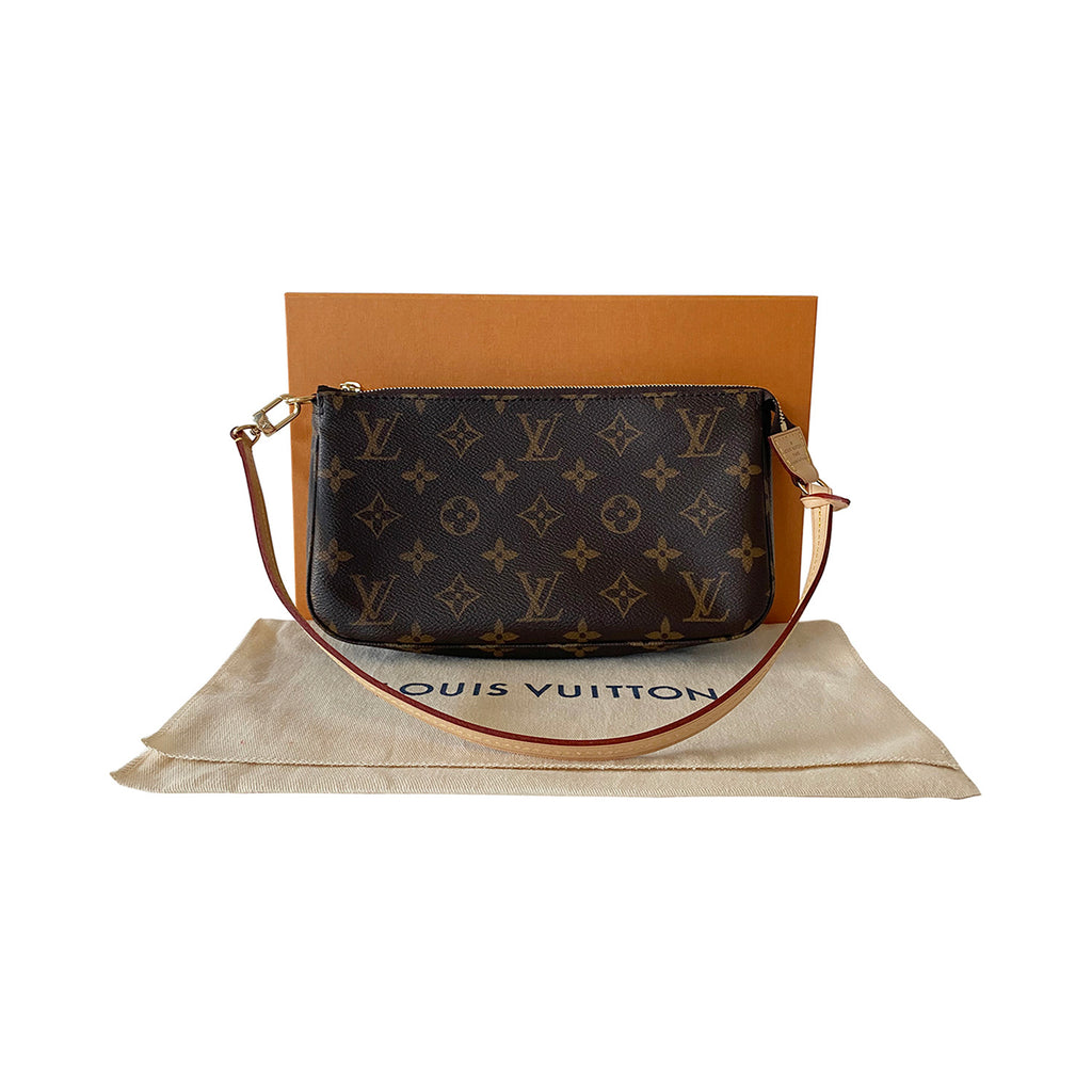 LV square pochette in damier, Luxury, Bags & Wallets on Carousell