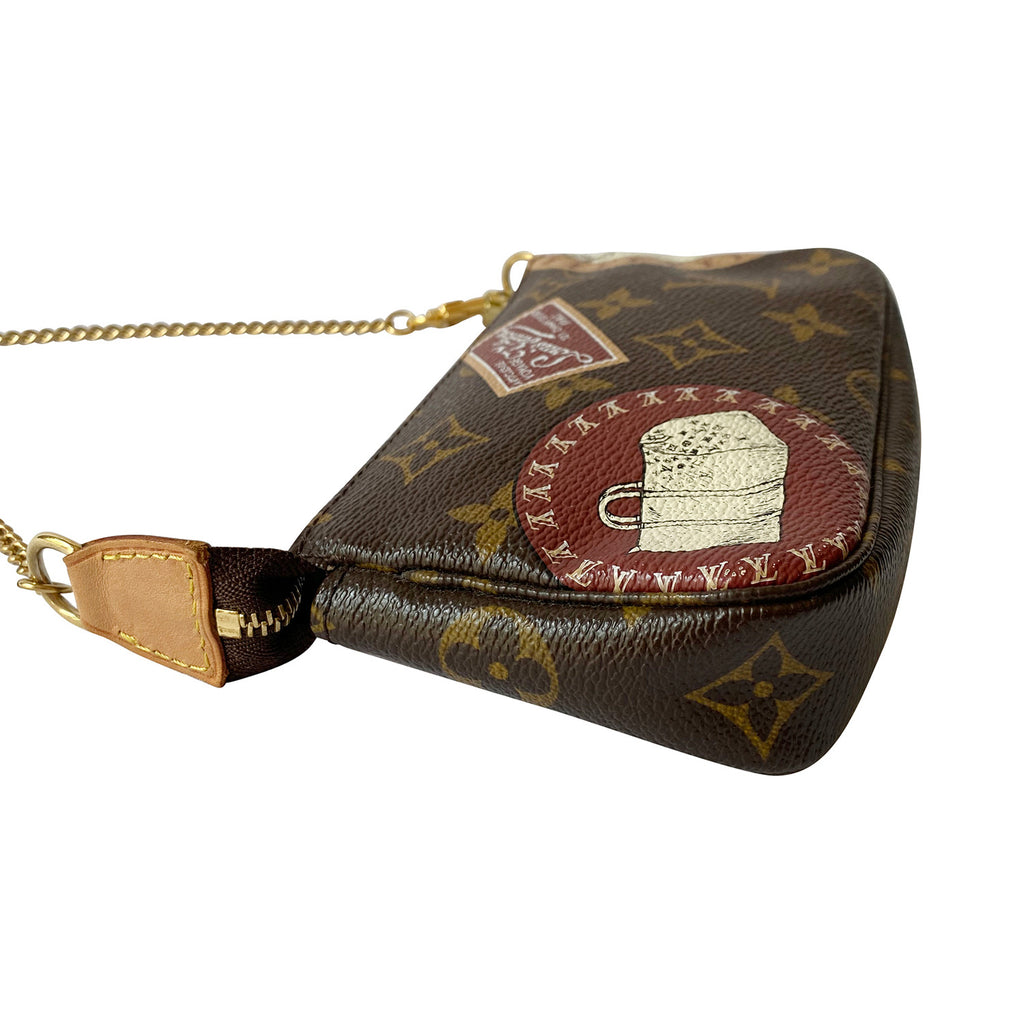 Louis Vuitton Mini Pochette Accessoires ○ Labellov ○ Buy and Sell Authentic  Luxury