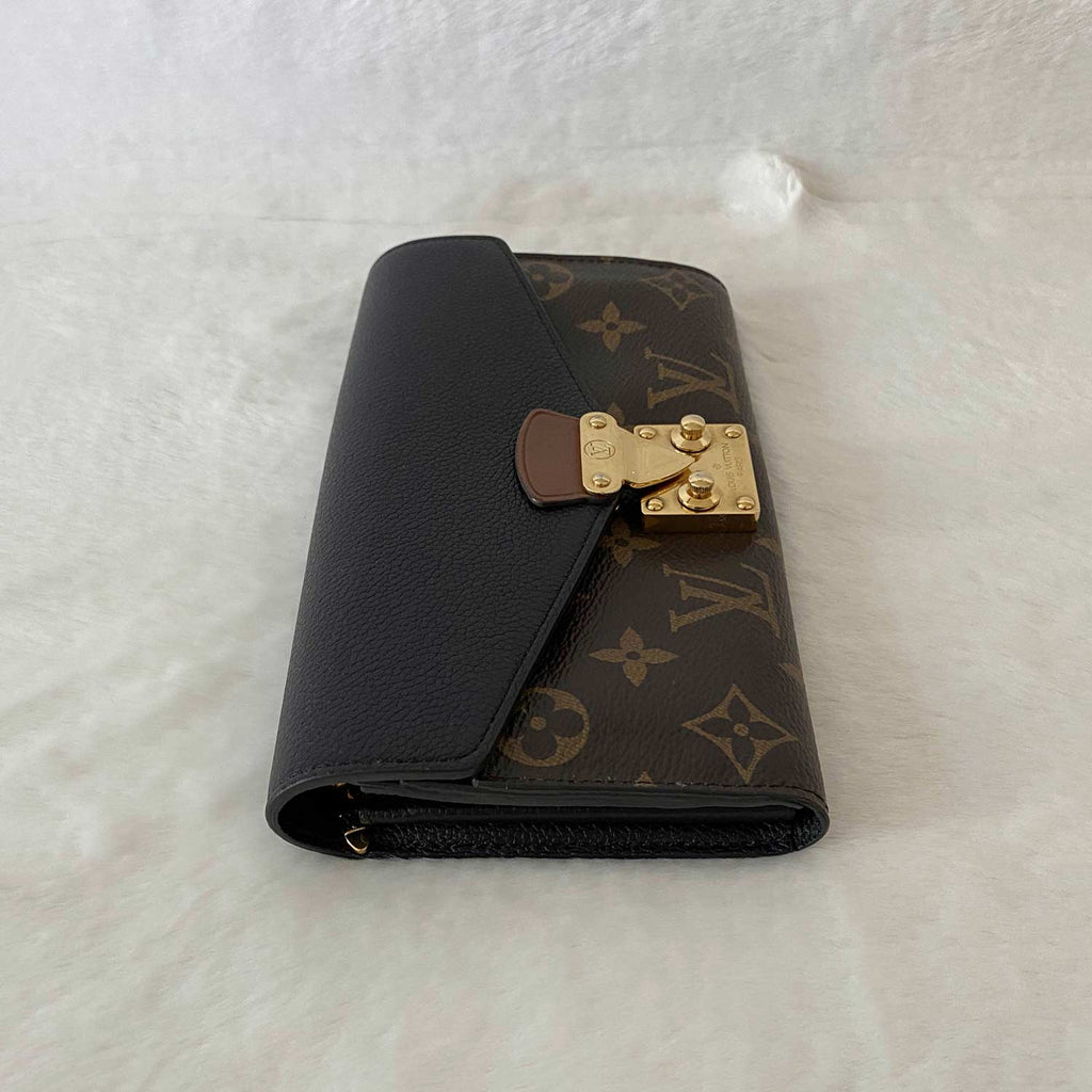 LOUIS VUITTON wallet M64355 Portefeiulle Pallas Compact Monogram canva –