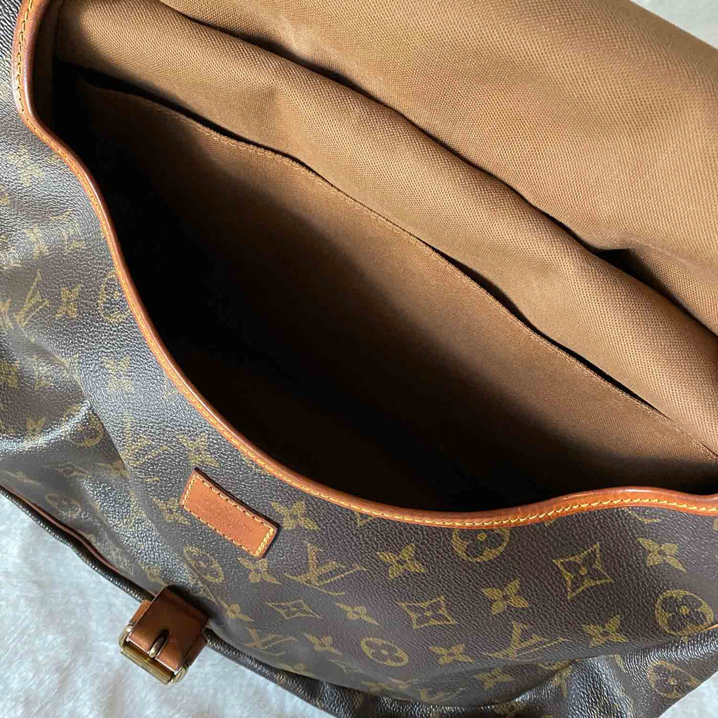 Shop authentic Louis Vuitton Monogram Tuffetage Triangle Messenger at  revogue for just USD 2,700.00