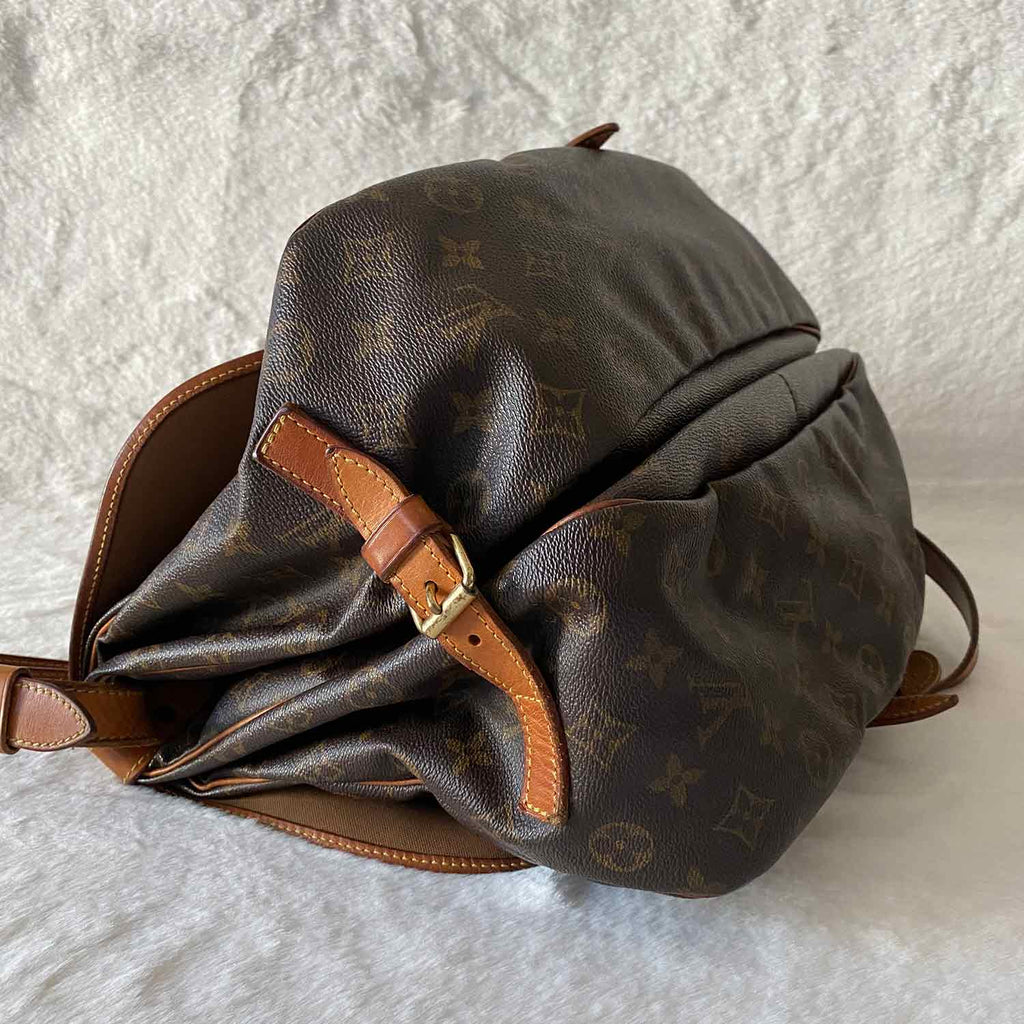 Louis Vuitton Monogram Saumur 35