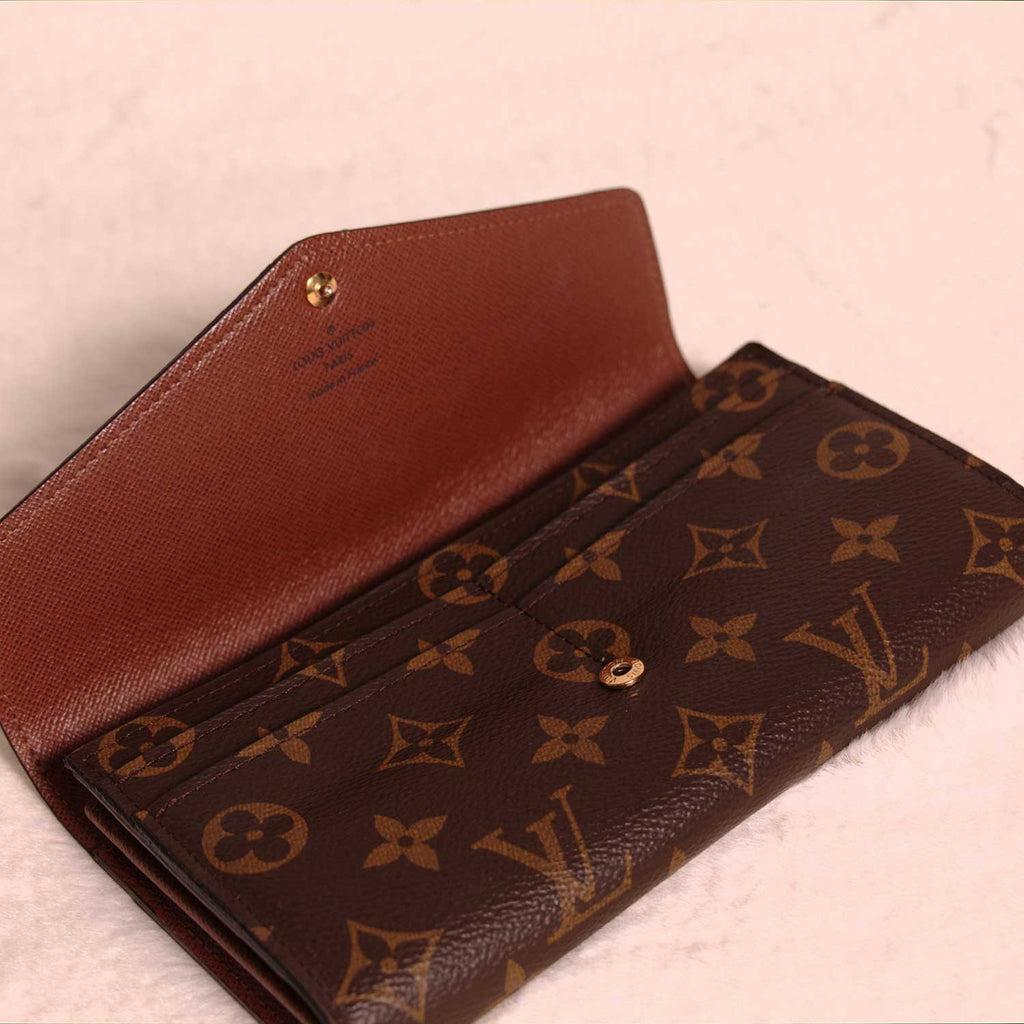 Louis Vuitton Monogram Sarah Wallet