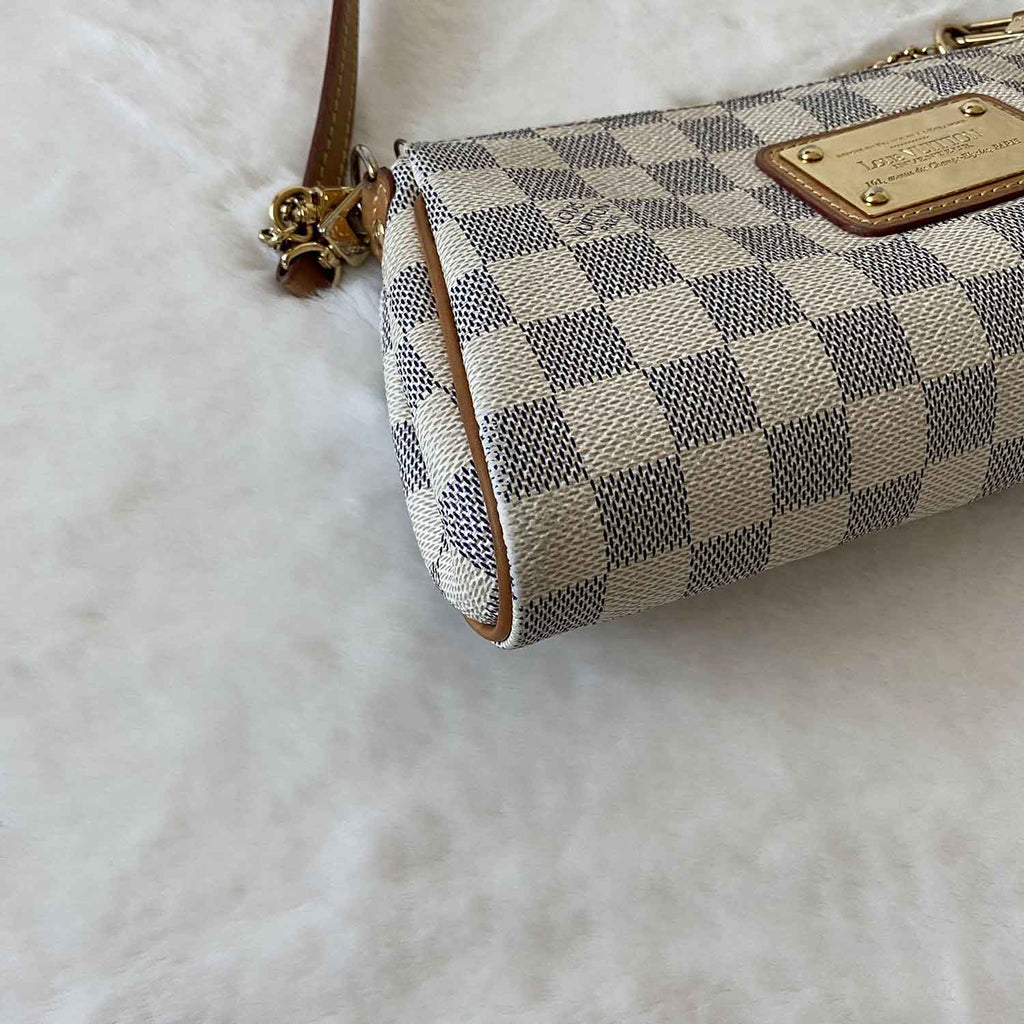 Louis Vuitton Damier Azur Eva Clutch