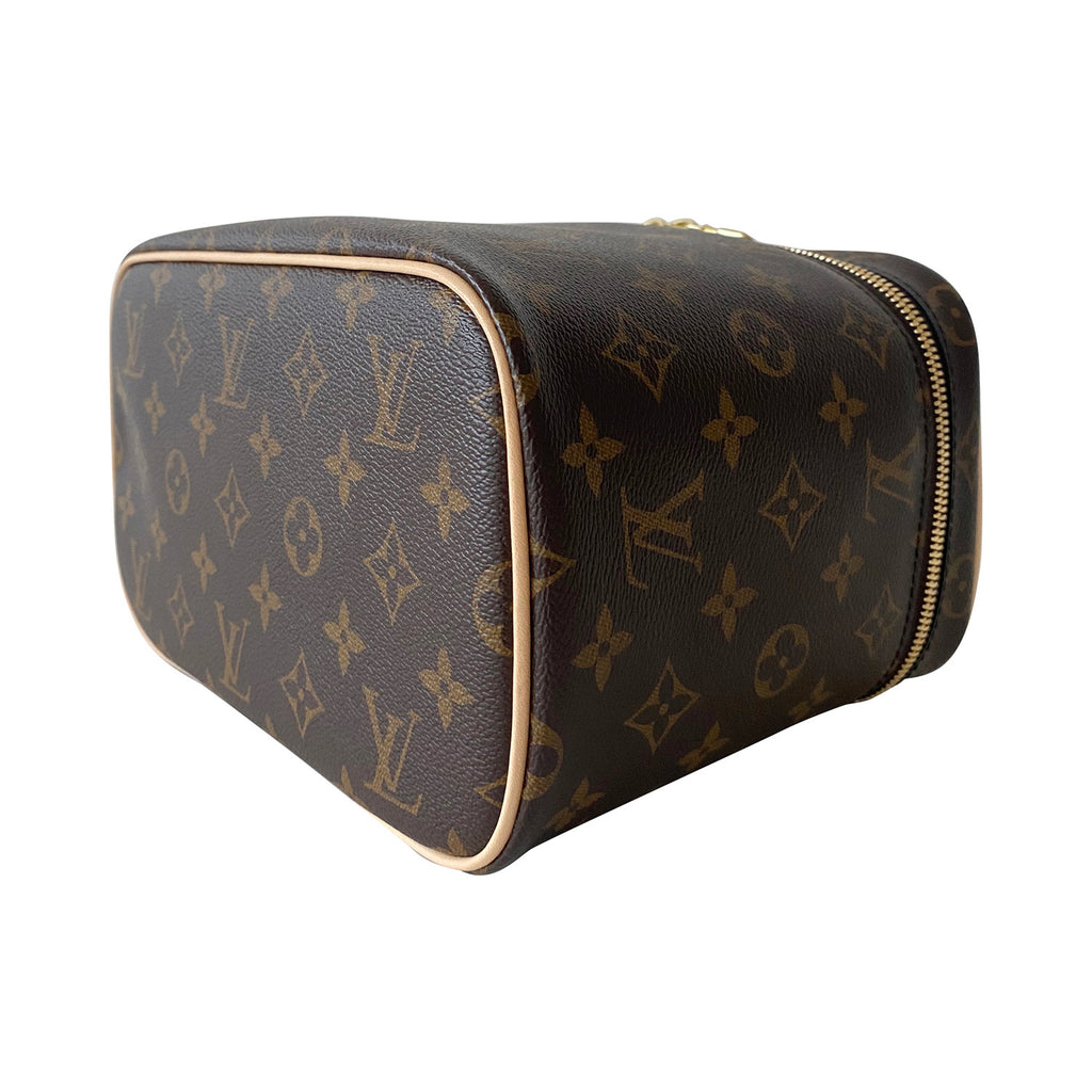 Poche toilette leather vanity case Louis Vuitton Brown in Leather - 23832088