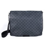 Louis Vuitton Daniel GM Damier Graphite Schoudertas incl. Bon in Goede  Staat - Used Products Heerhugowaard