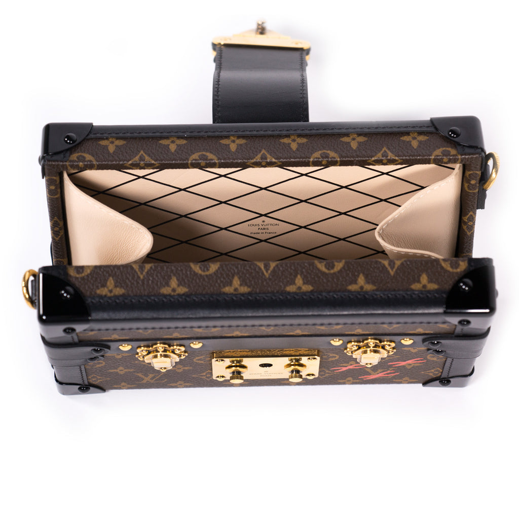 Louis Vuitton Monogram Canvas Petite Malle Bag at 1stDibs  louis vuitton  maille, malle avion, petite valise louis vuitton