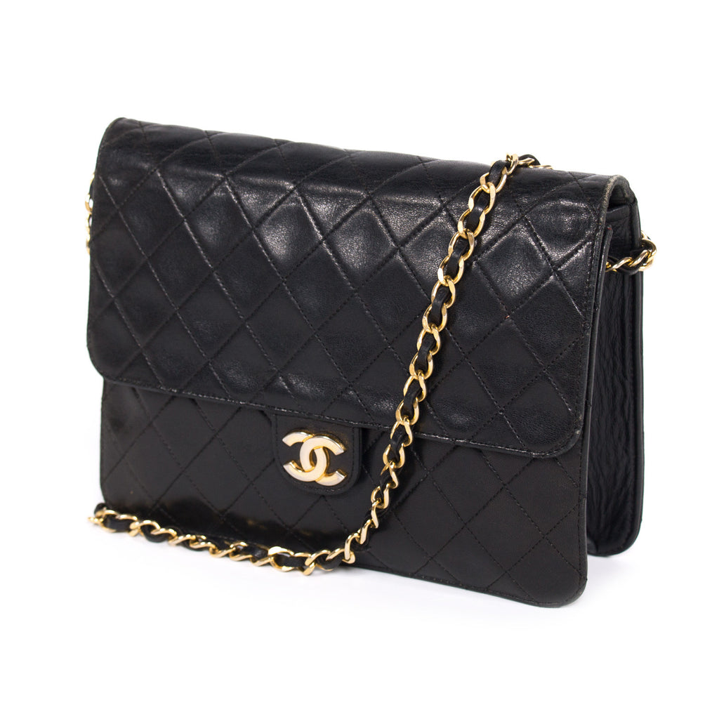 How to Spot if a Chanel Bag is Fake vs Real: Ways to Authenticate | Sarah  Scoop