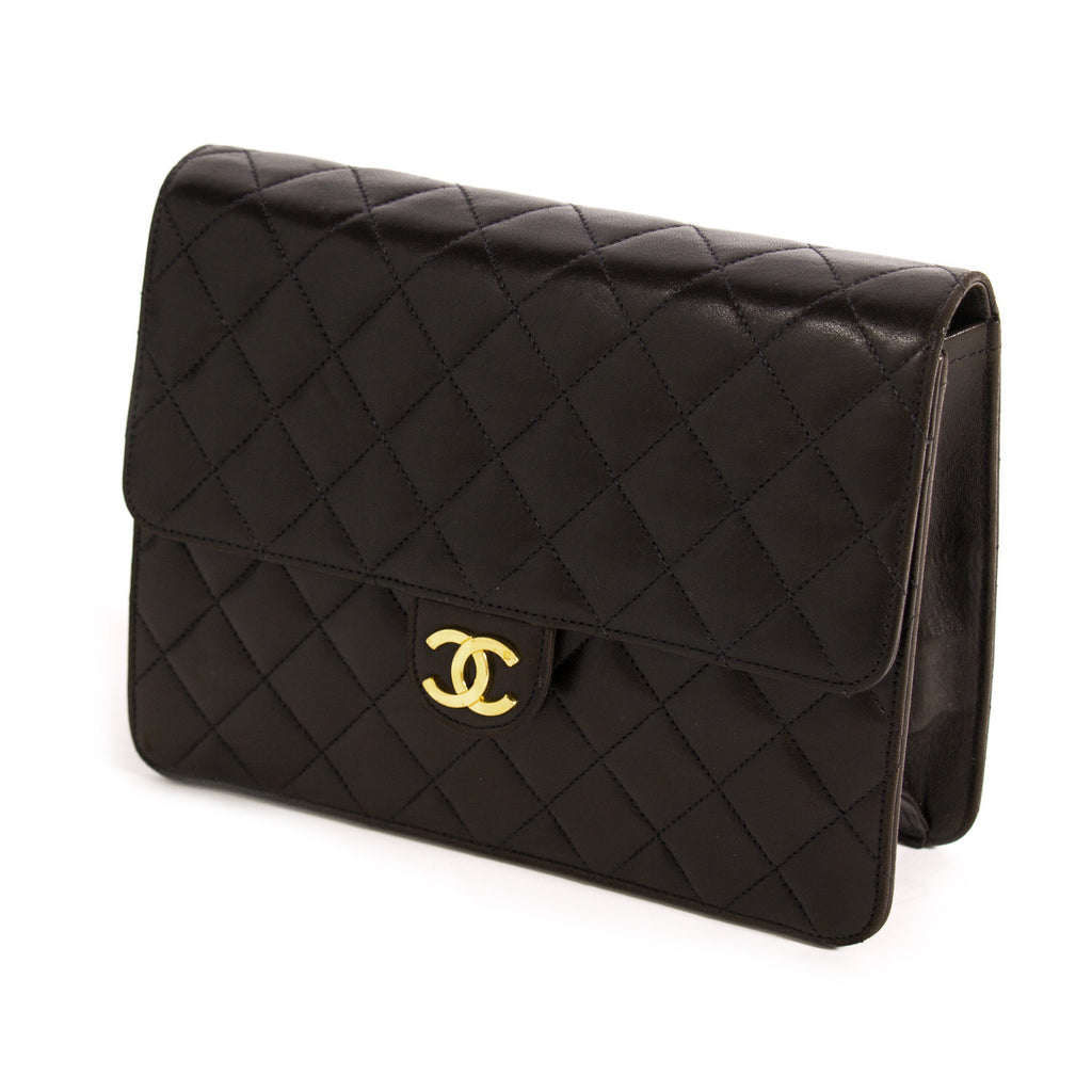 Chanel Black Chain Quilted Bag Bags Chanel - Shop authentic new pre-owned designer brands online at Re-Vogue