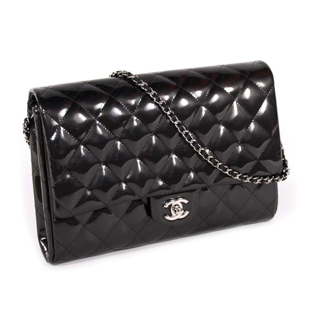 Chanel Classic Clutch With Chain Bags Chanel - Shop authentic new pre-owned designer brands online at Re-Vogue