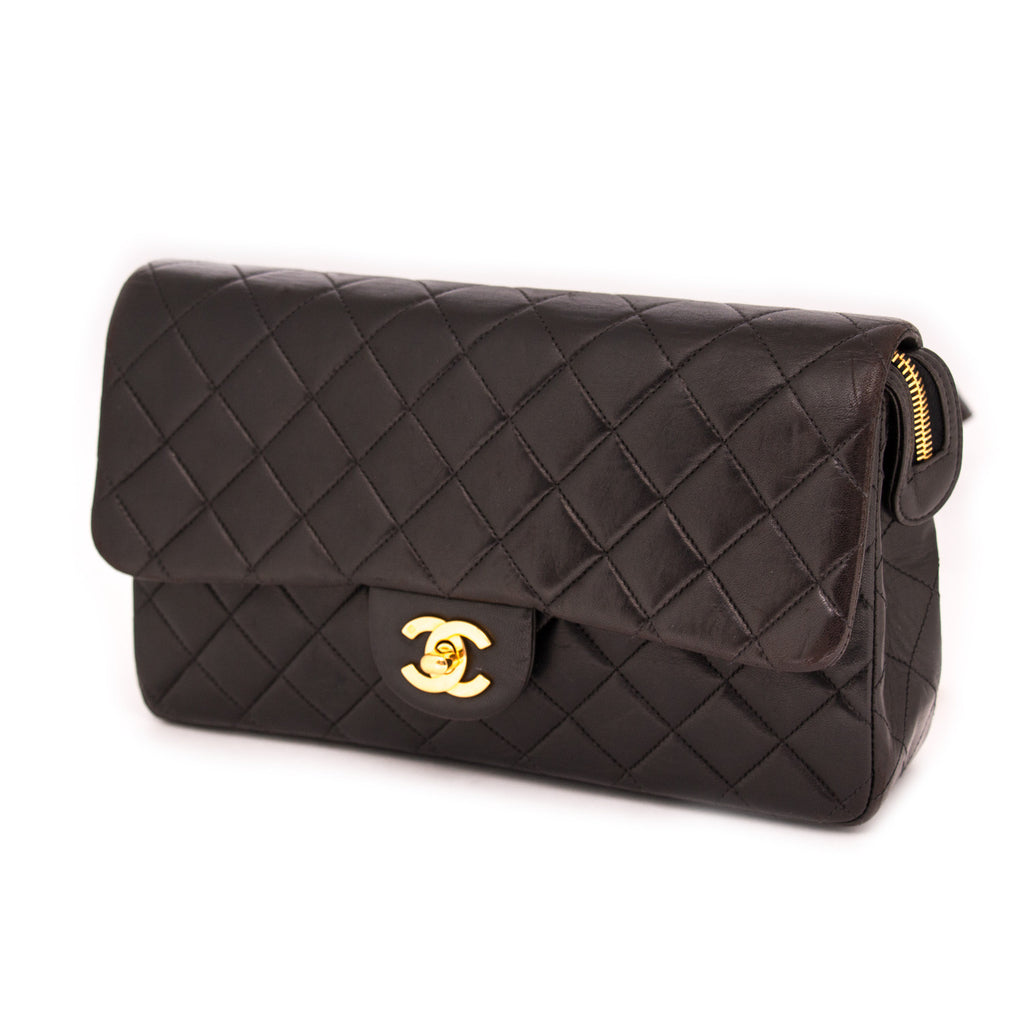 Chanel Classic Flap Backpack Bags Chanel - Shop authentic new pre-owned designer brands online at Re-Vogue